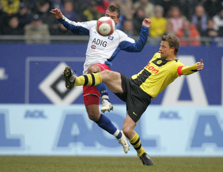 而她的发球 而她的发球